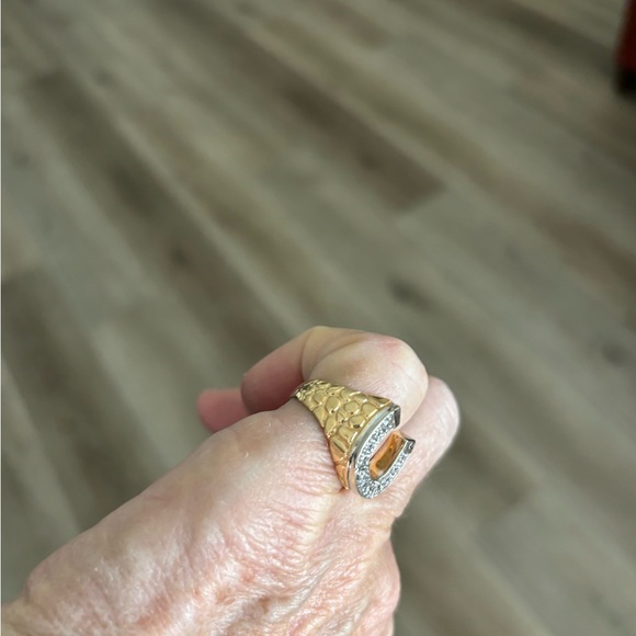 14K Yellow Gold Diamond Horseshoe Ring - Picture 4 of 6